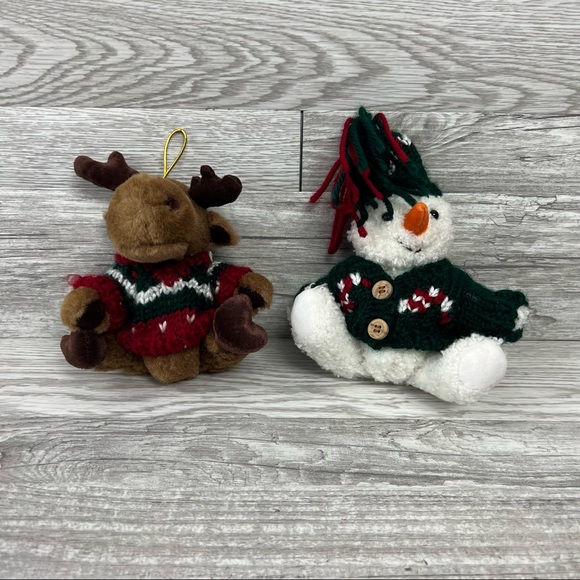 Other - VtG 2000 hugfun intl inc LA snow man and reindeer Christmas plush ornament